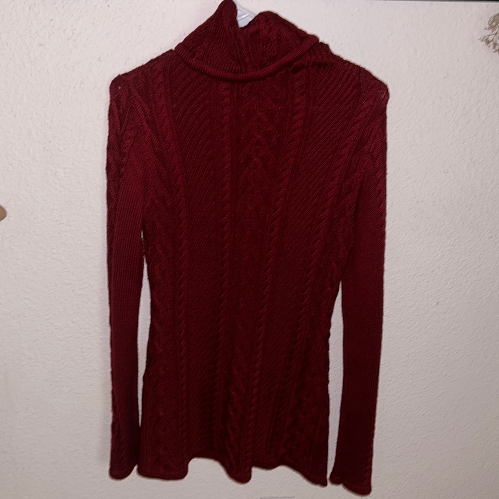 OVERSIZED SWEATER